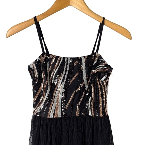 Dress The Population Kady Sequin Tiered Dress Black Size Small Wedding Guest - Picture 3 of 11